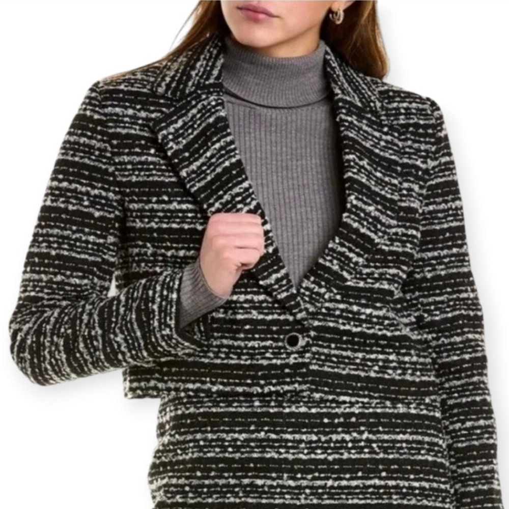 NWOT Bagatelle Black and White Textured Tweed Blazer
